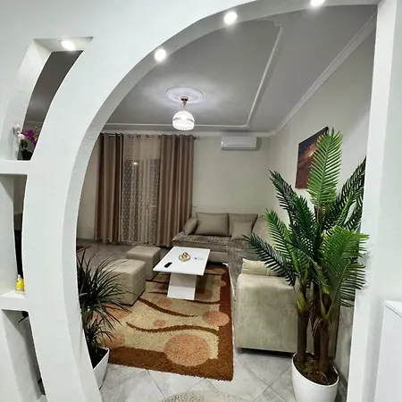 Modern By Sea Apartment Durrës